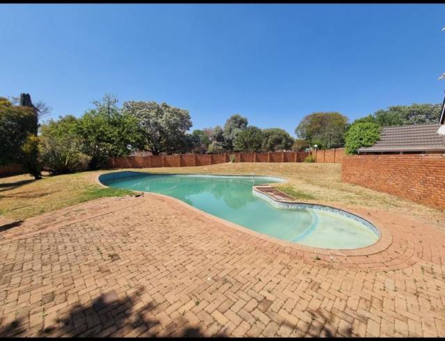 FARM FOR SALE IN MONAVONI AH